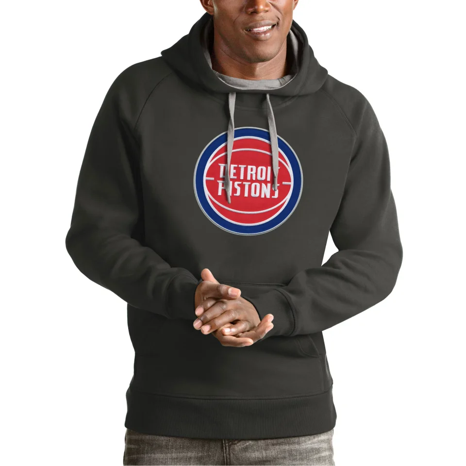 Core Dining Men's Antigua Charcoal Detroit Pistons Team Logo Victory Pullover Hoodie